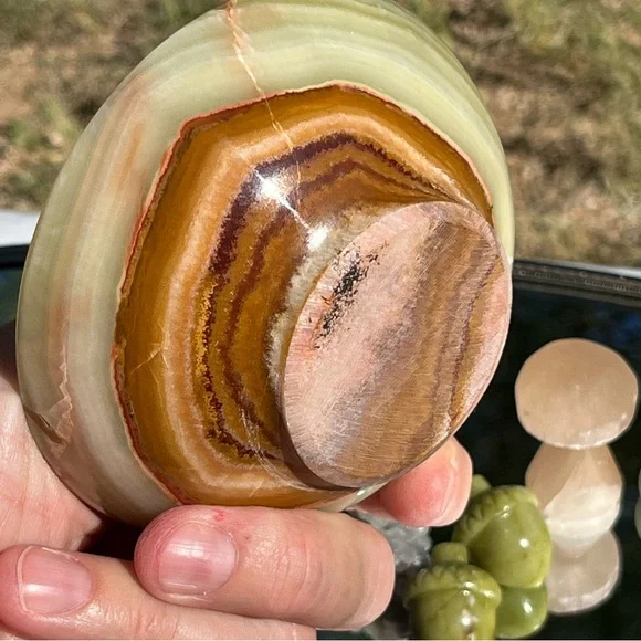 Banded Green Onyx Bowl, Selenite Mushrooms, Grape Agate, Ocean Jasper Chips - Picture 13 of 16